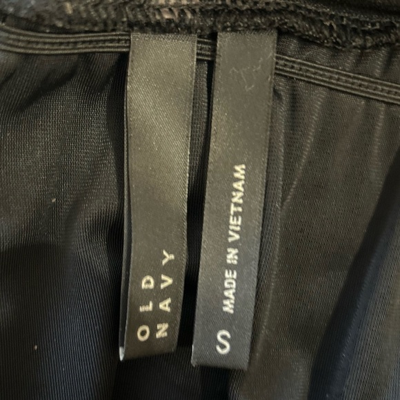 Old Navy V Front and V Back Velour Dress in Black. Size S. #datenight #classy - Picture 4 of 7